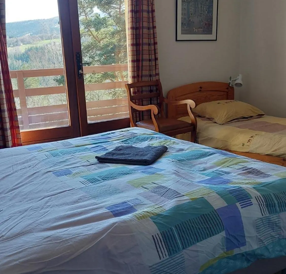 度假居 Les Balcons Du Haut-Forez 沙勒马泽勒