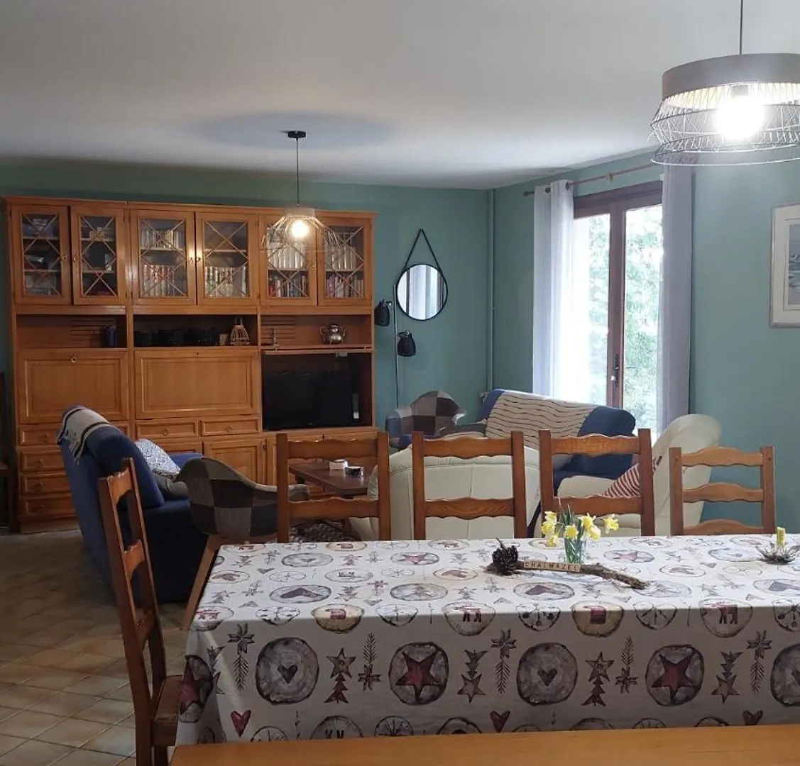 Les Balcons Du Haut-Forez 沙勒马泽勒 0*,  法国